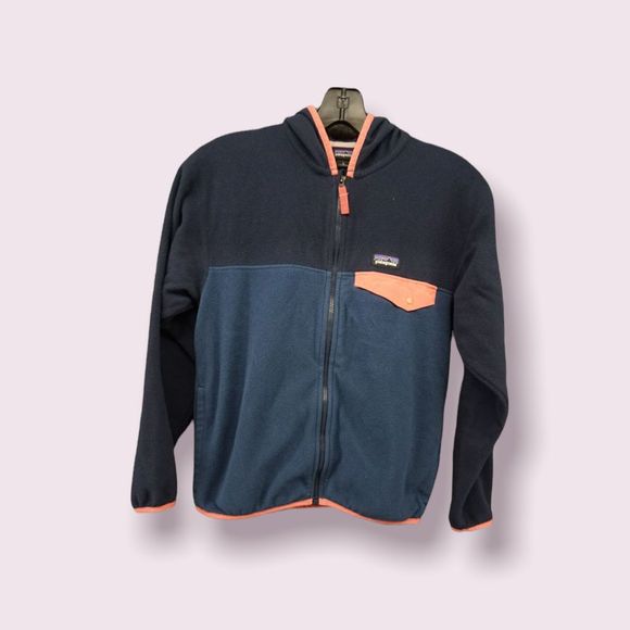 Patagonia Other - PATAGONIA SIZE Md YOUTH HOODED FLEECE